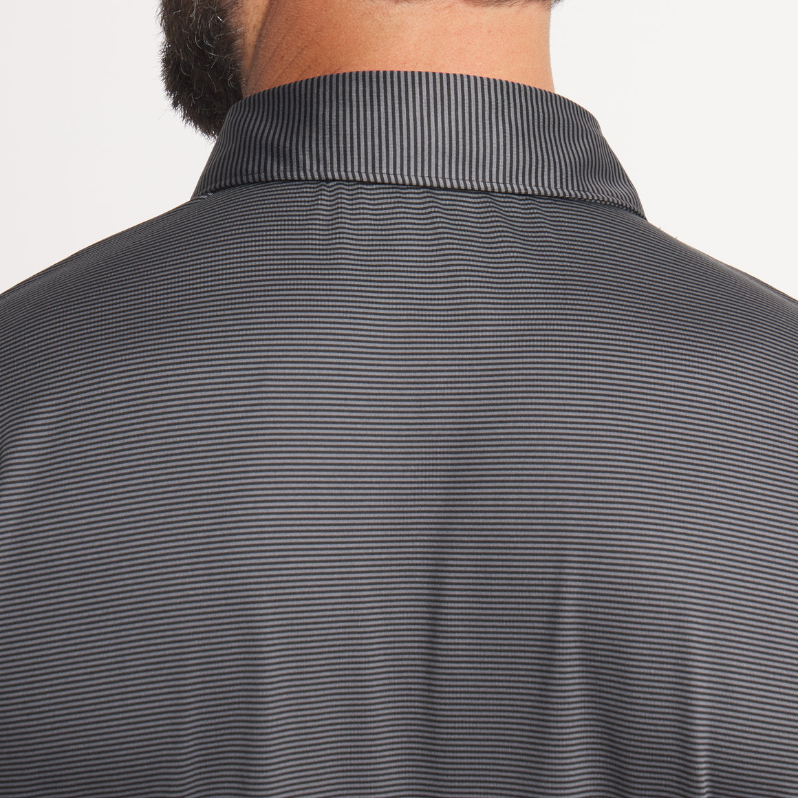 Black & Dark Gray Stripe | ON MODEL | BACK COLLAR DETAIL